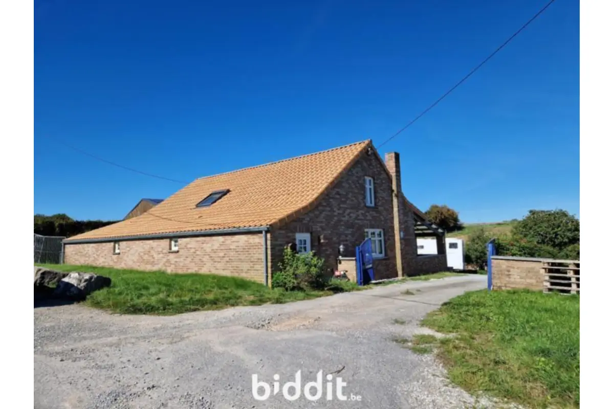 Autre à vendre à Florennes 5620 450001.00€  chambres m² - annonce 654478