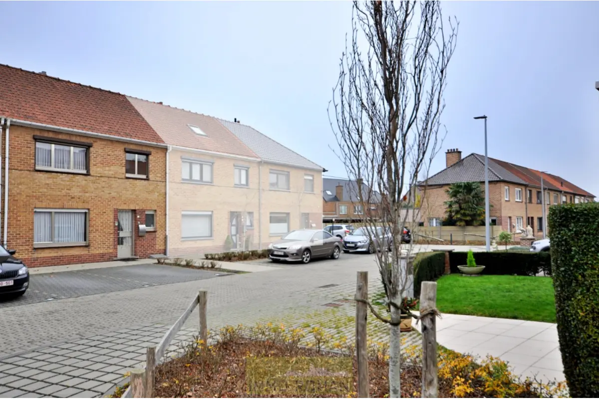 Appartementsgebouw te  koop in Oudenaarde 9700 239000.00€ 3 slaapkamers 125.00m² - Zoekertje 654594
