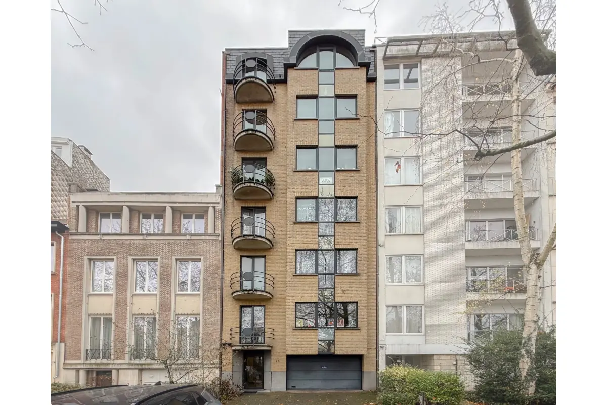 Appartement te  koop in Vorst 1190 465000.00€ 2 slaapkamers m² - Zoekertje 654731