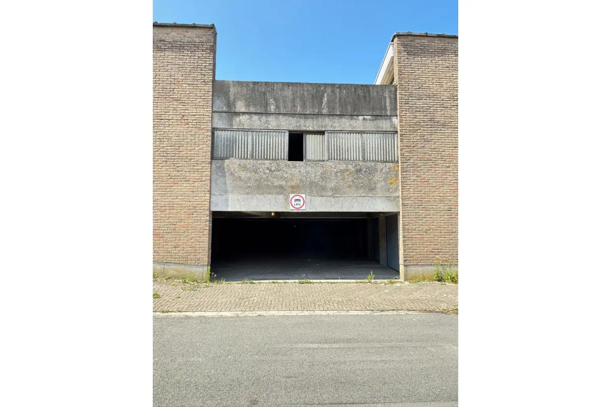 Parking & garage te  koop in Westende 8434 55000.00€  slaapkamers m² - Zoekertje 654700