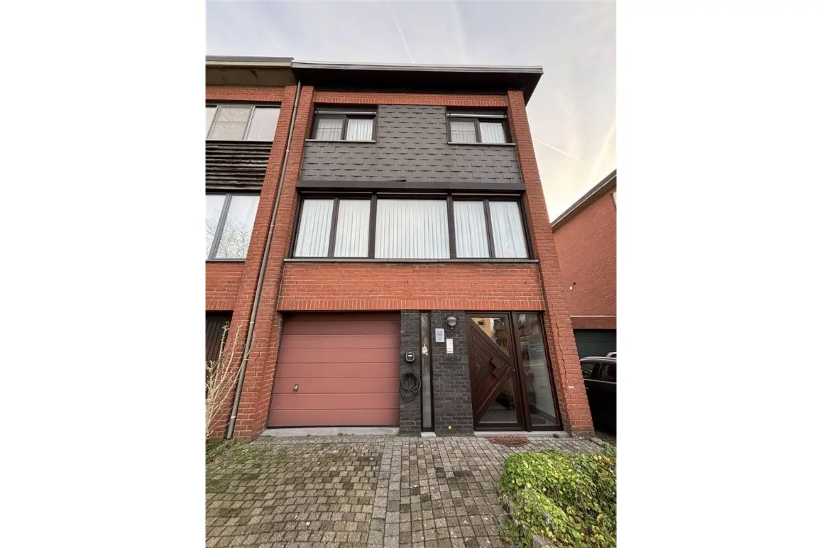 Huis te  huur in Lint 2547 1295.00€ 3 slaapkamers 175.00m² - Zoekertje 654612