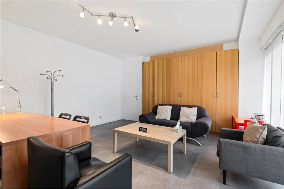 Commerce à vendre à Berchem 2600 199000.00€  chambres 73.00m² - annonce 654870