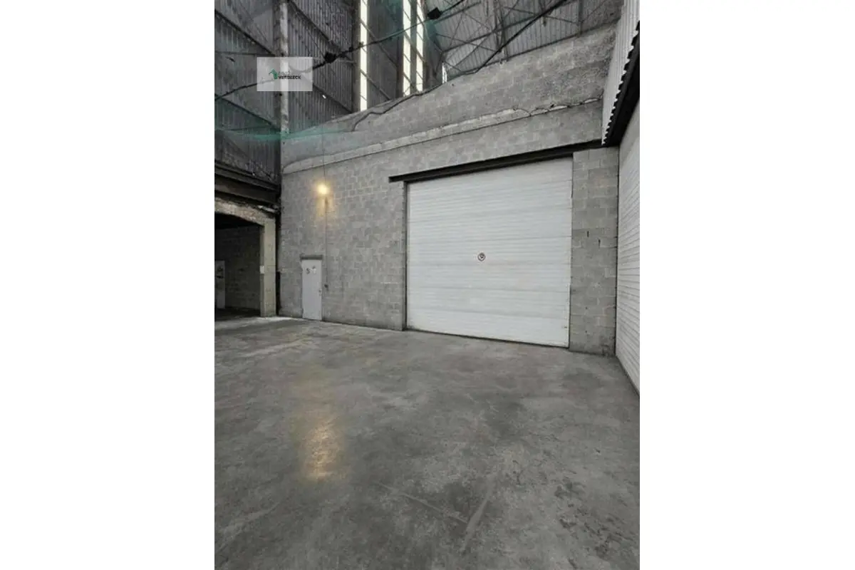 Handelszaak te  koop in Mol 2400 265000.00€  slaapkamers m² - Zoekertje 654793