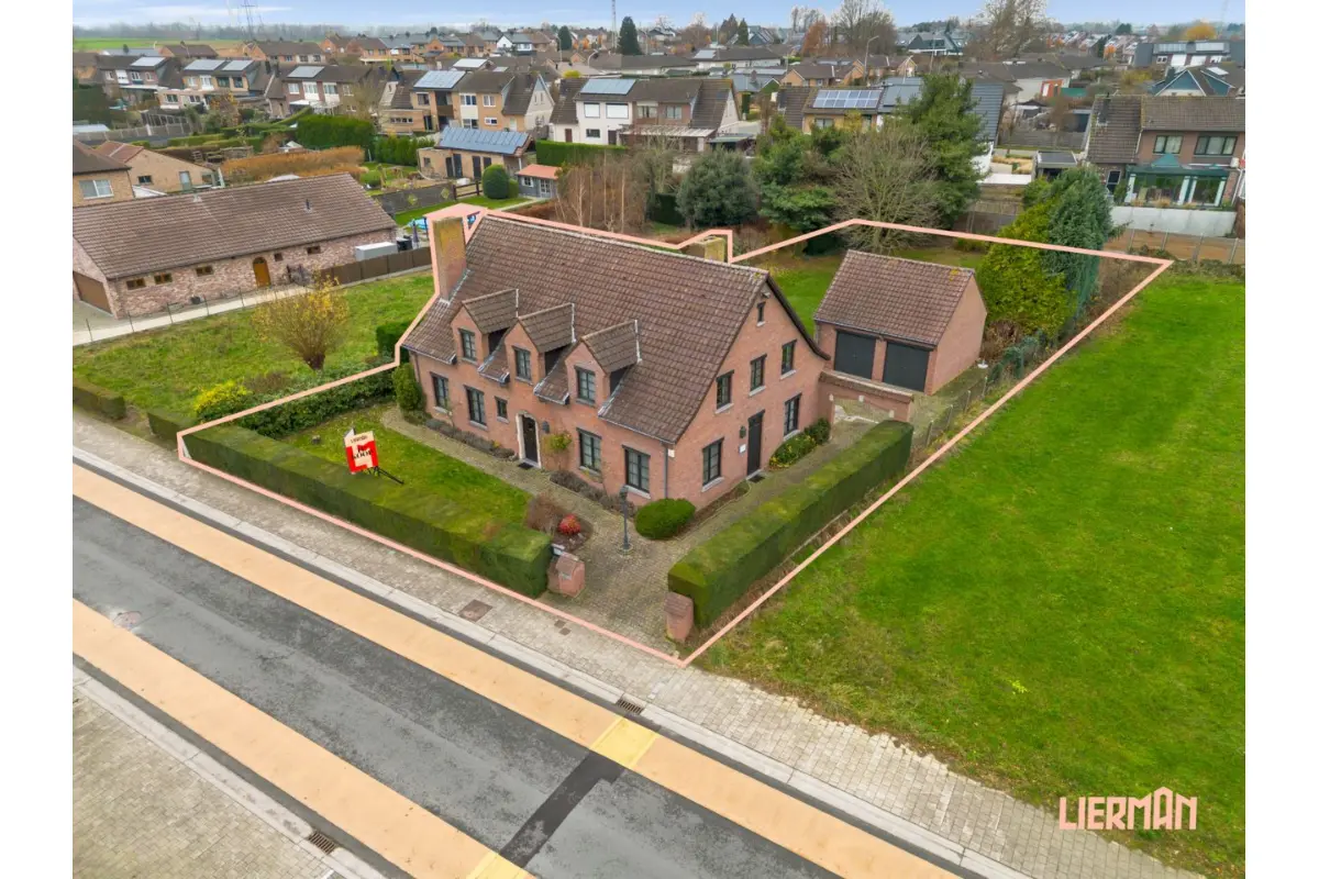 Villa à vendre à Welle 9473 645000.00€ 6 chambres 280.00m² - annonce 654950