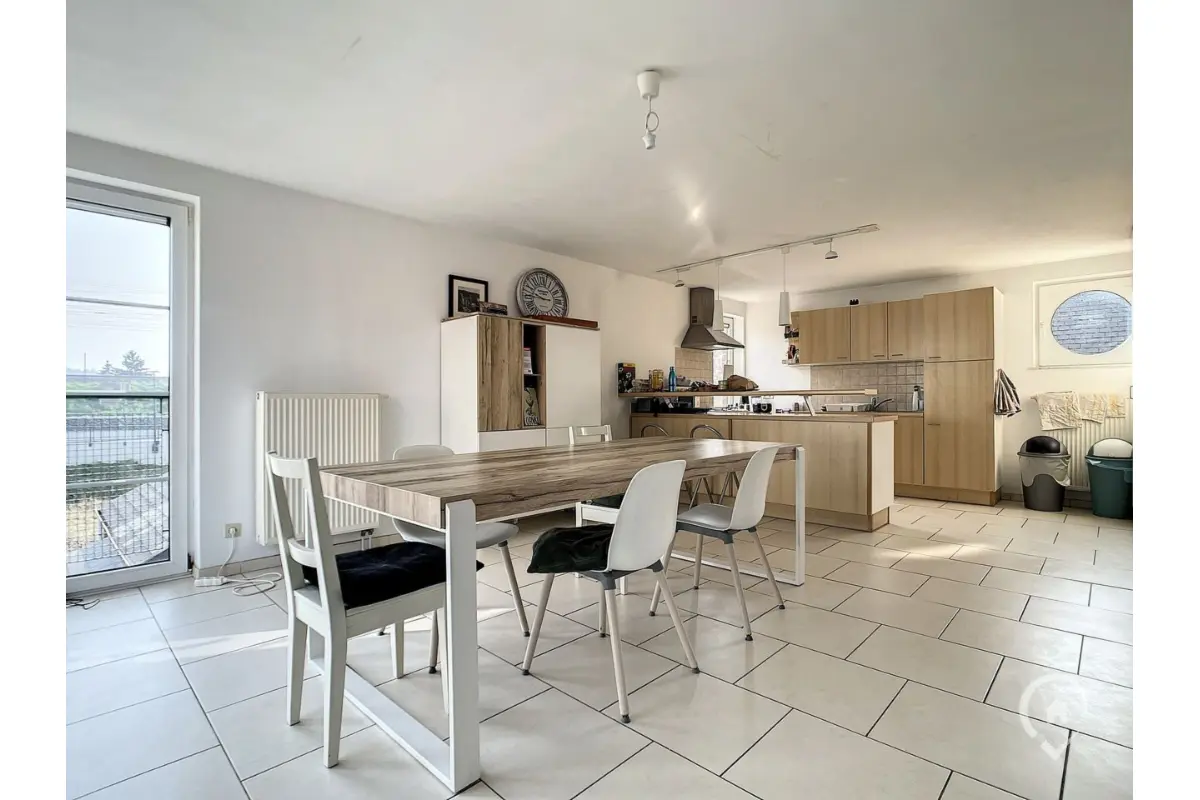 Duplex à louer à Jambes 5100 1050.00€ 2 chambres 143.00m² - annonce 655438