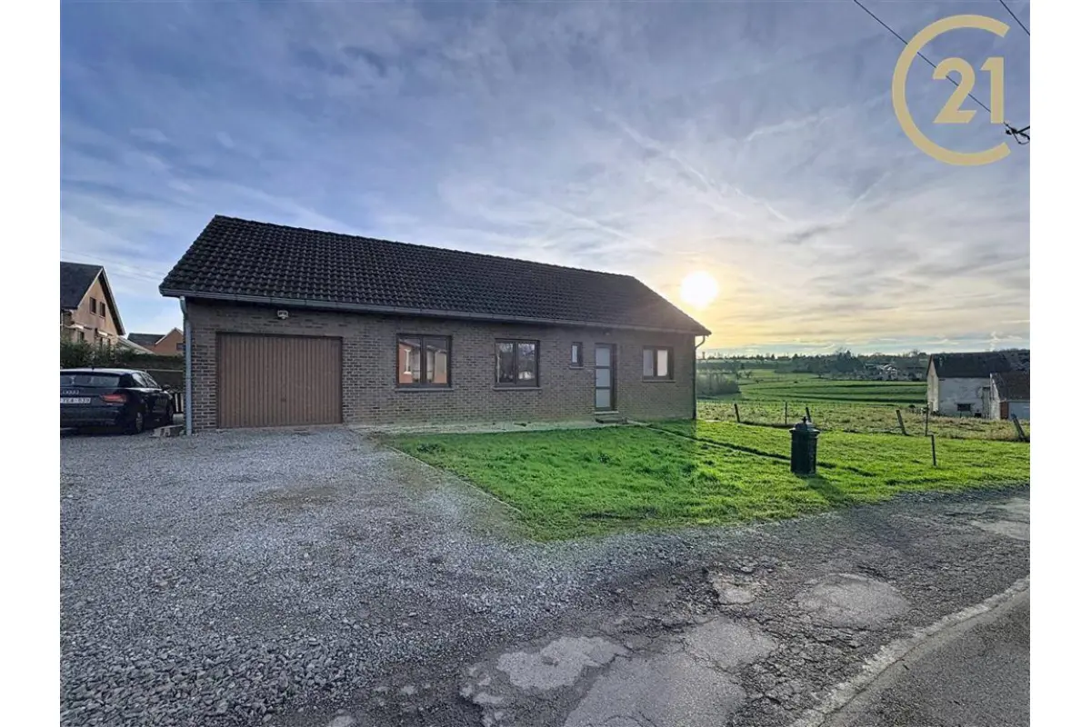 Huis te  huur in Bois-de-Villers 5170 1200.00€ 2 slaapkamers 100.00m² - Zoekertje 655356