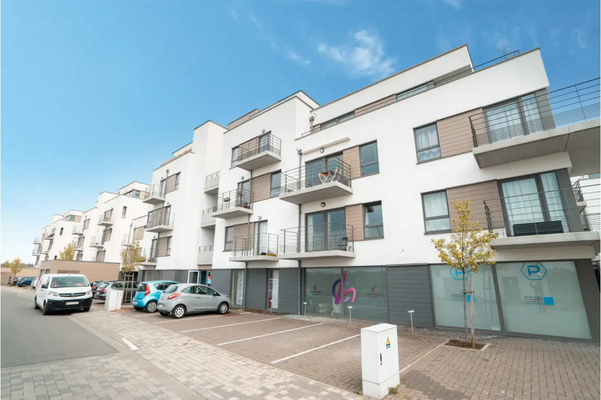 Parking / garage à louer à Nivelles 1400 125.00€  chambres m² - annonce 655349