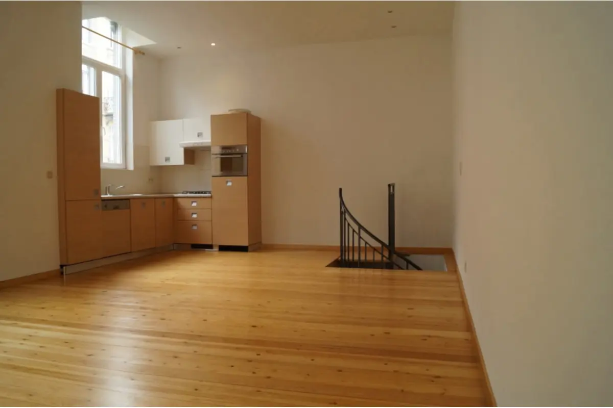 Duplex à louer à Woluwe-Saint-Lambert 1200 1190.00€ 1 chambres 135.00m² - annonce 655398