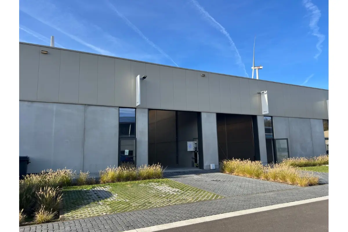 Handelszaak te  huur in Genk 3600 2308.00€  slaapkamers 426.00m² - Zoekertje 655166