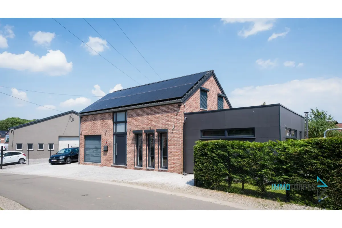 Huis te  in Bouffioulx 6200 429000.00€ 3 slaapkamers m² - Zoekertje 655189