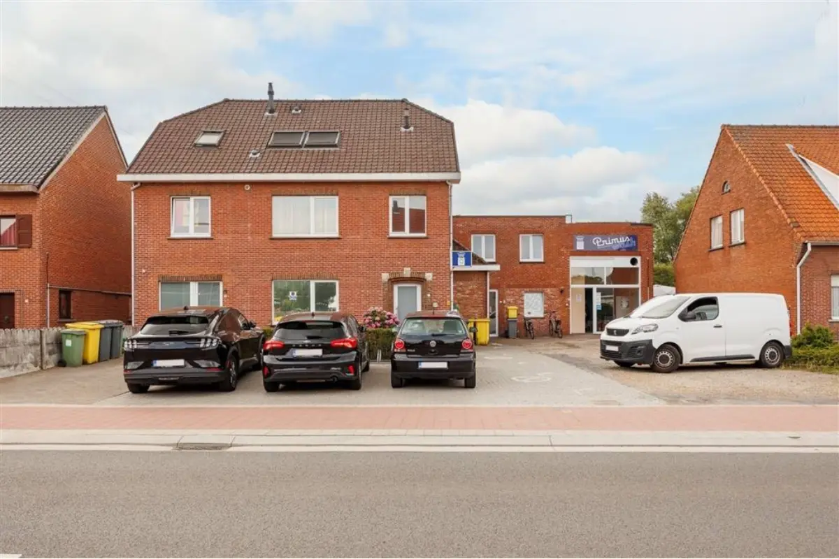 Handelszaak te  koop in Beerse 2340 1165000.00€ 12 slaapkamers 530.00m² - Zoekertje 655315