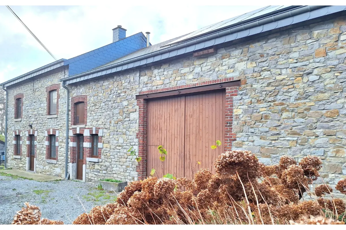 Huis te  huur in Durbuy 6940 1200.00€ 4 slaapkamers 220.00m² - Zoekertje 655286