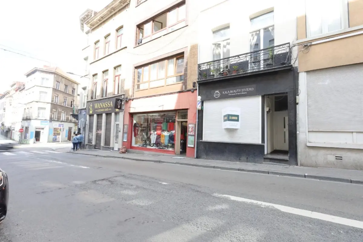 Handelszaak te  huur in Sint-Joost-ten-Node 1210 1000.00€  slaapkamers 45.00m² - Zoekertje 655066