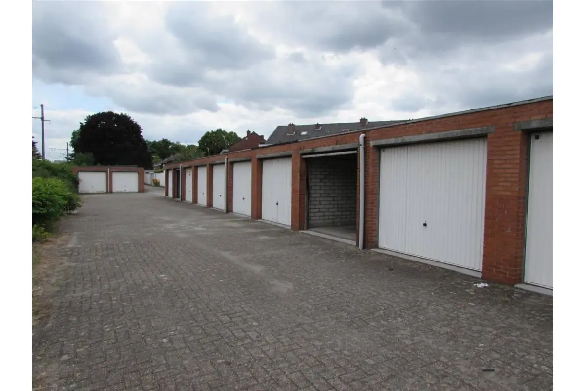 Parking / garage à louer à Turnhout 2300 85.00€  chambres m² - annonce 655570