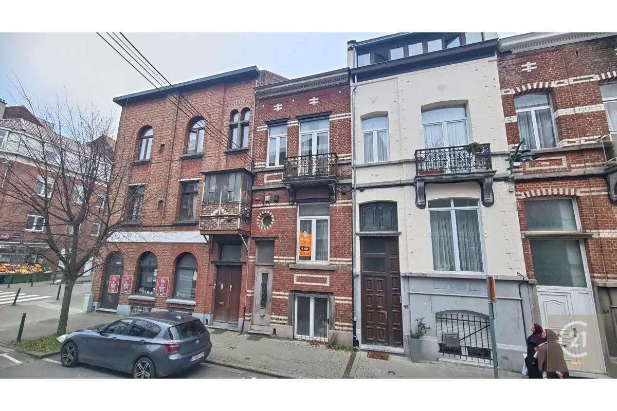Maison à vendre à Molenbeek-Saint-Jean 1080 270000.00€ 5 chambres 150.00m² - annonce 655814