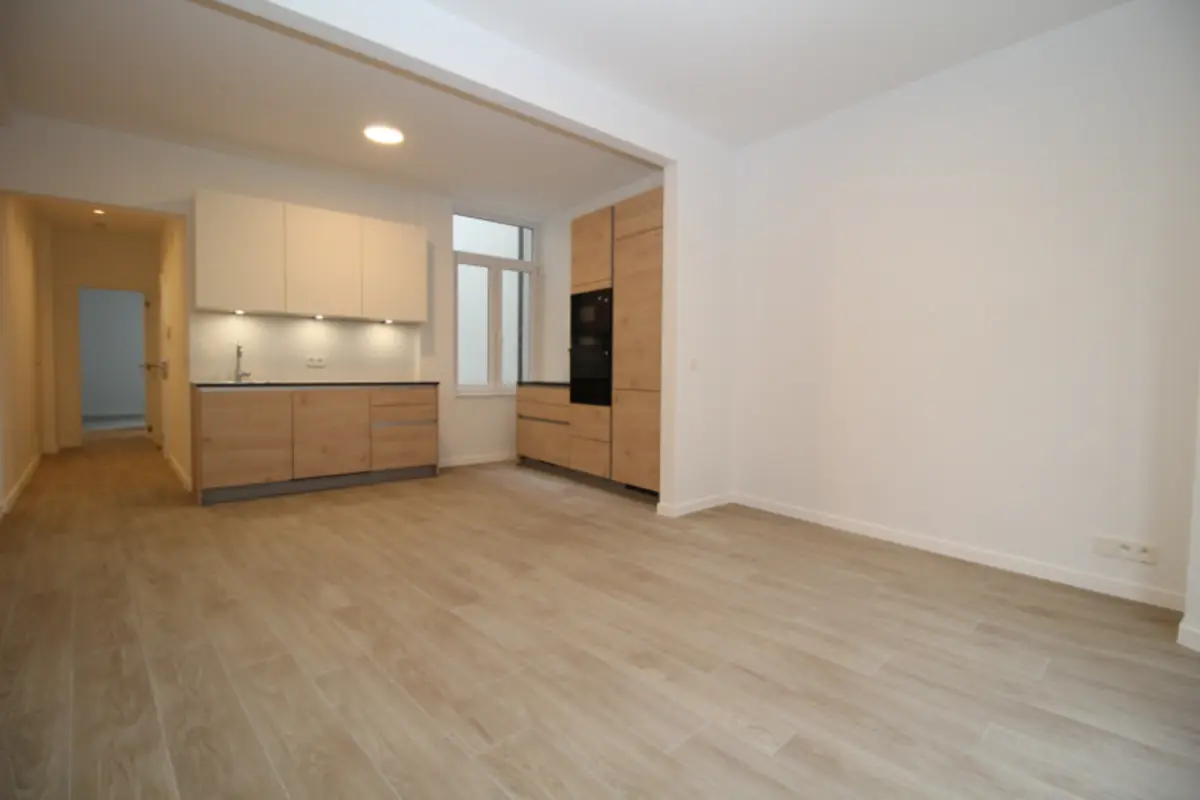 Appartement à  à Bruxelles 1000 1100.00€ 1 chambres 50.00m² - annonce 655530