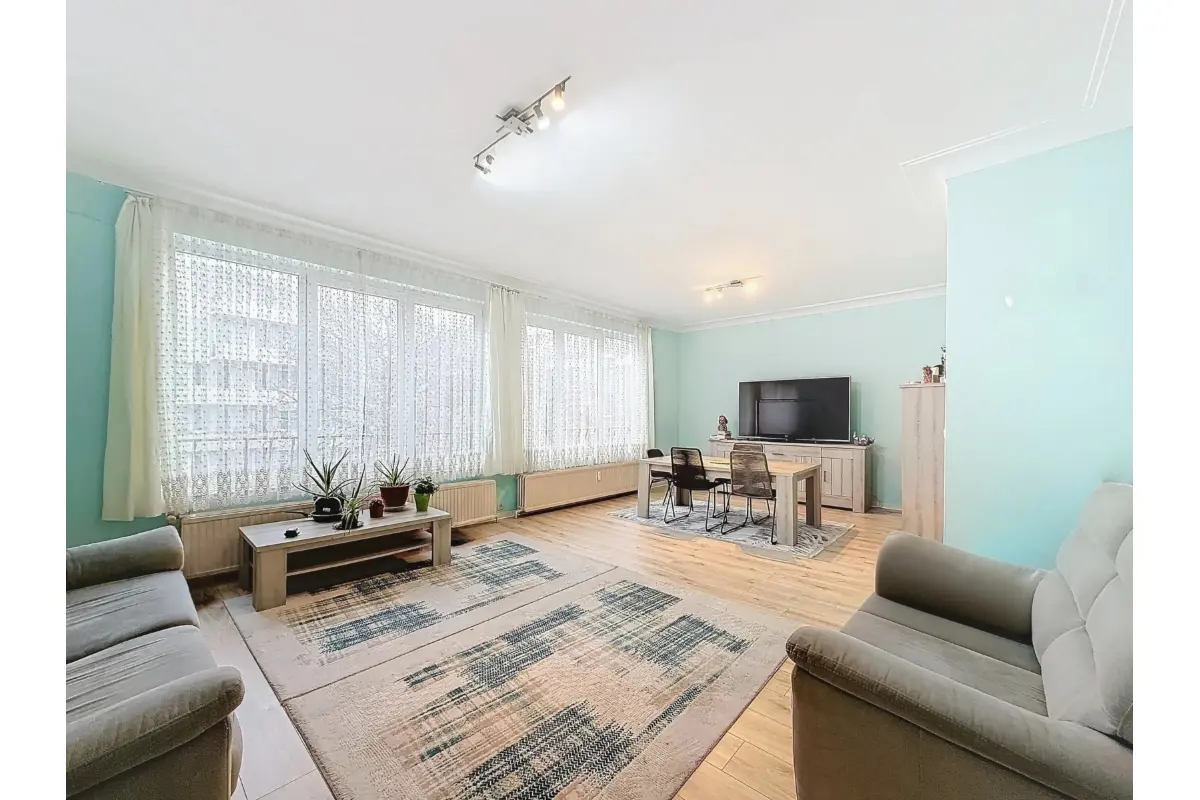 Appartement te  koop in Schaarbeek 1030 229000.00€ 2 slaapkamers 92.00m² - Zoekertje 655698