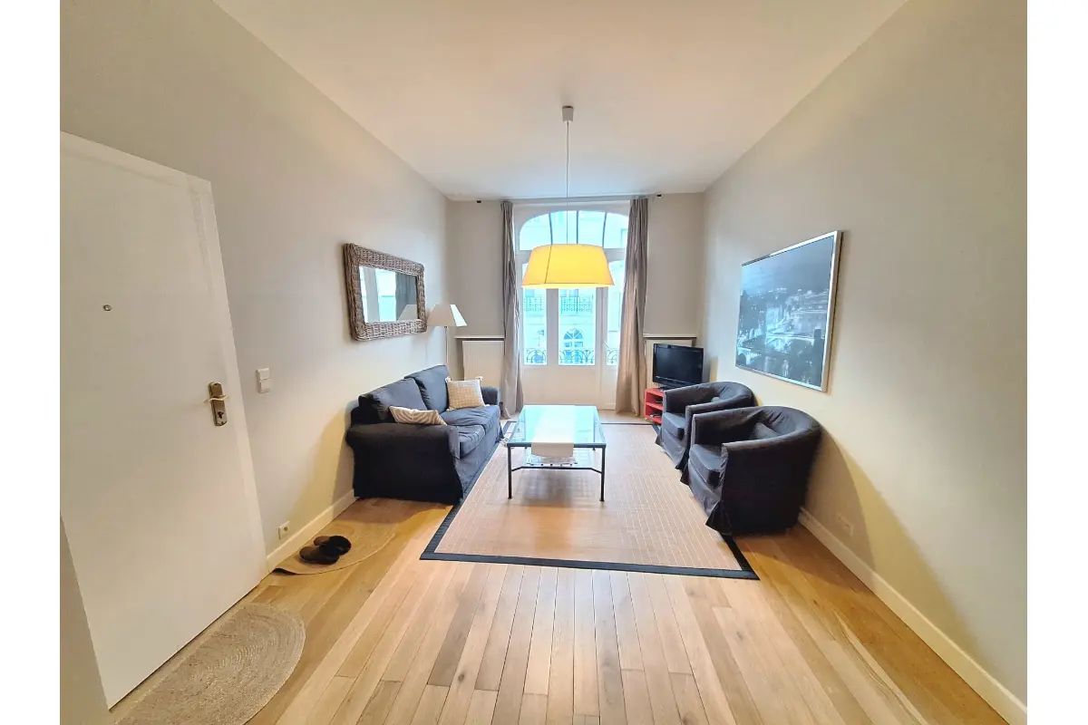 Appartement te  huur in Schaarbeek 1030 1450.00€ 1 slaapkamers 60.00m² - Zoekertje 656469