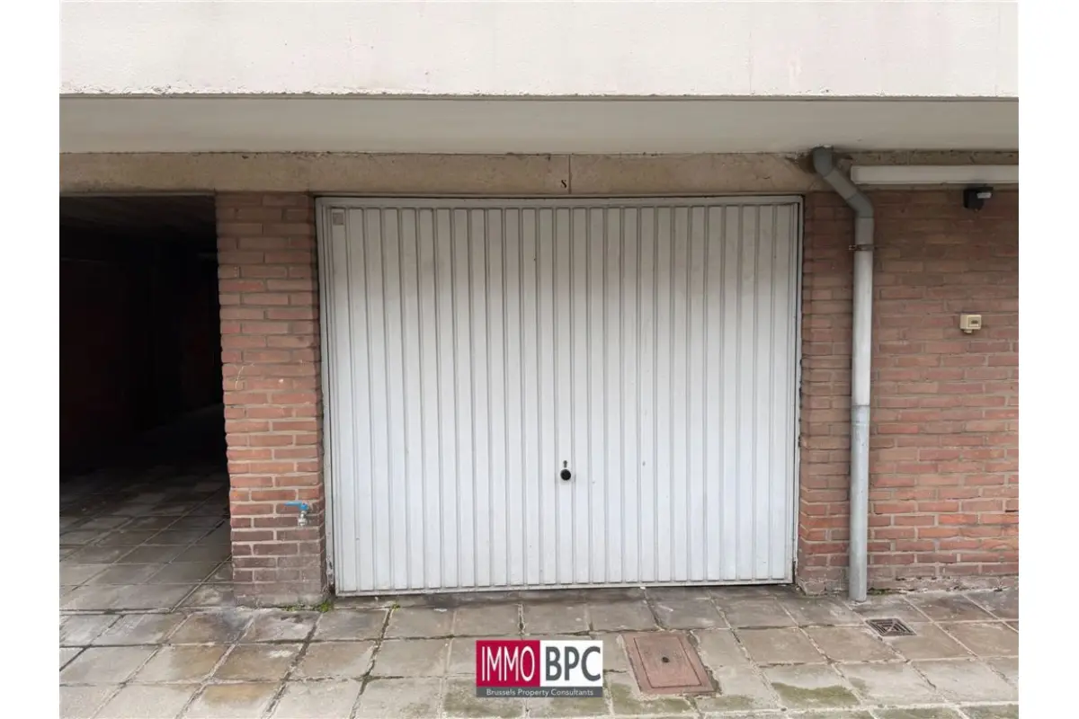 Box te  koop in Jette 1090 30000.00€  slaapkamers m² - Zoekertje 656196