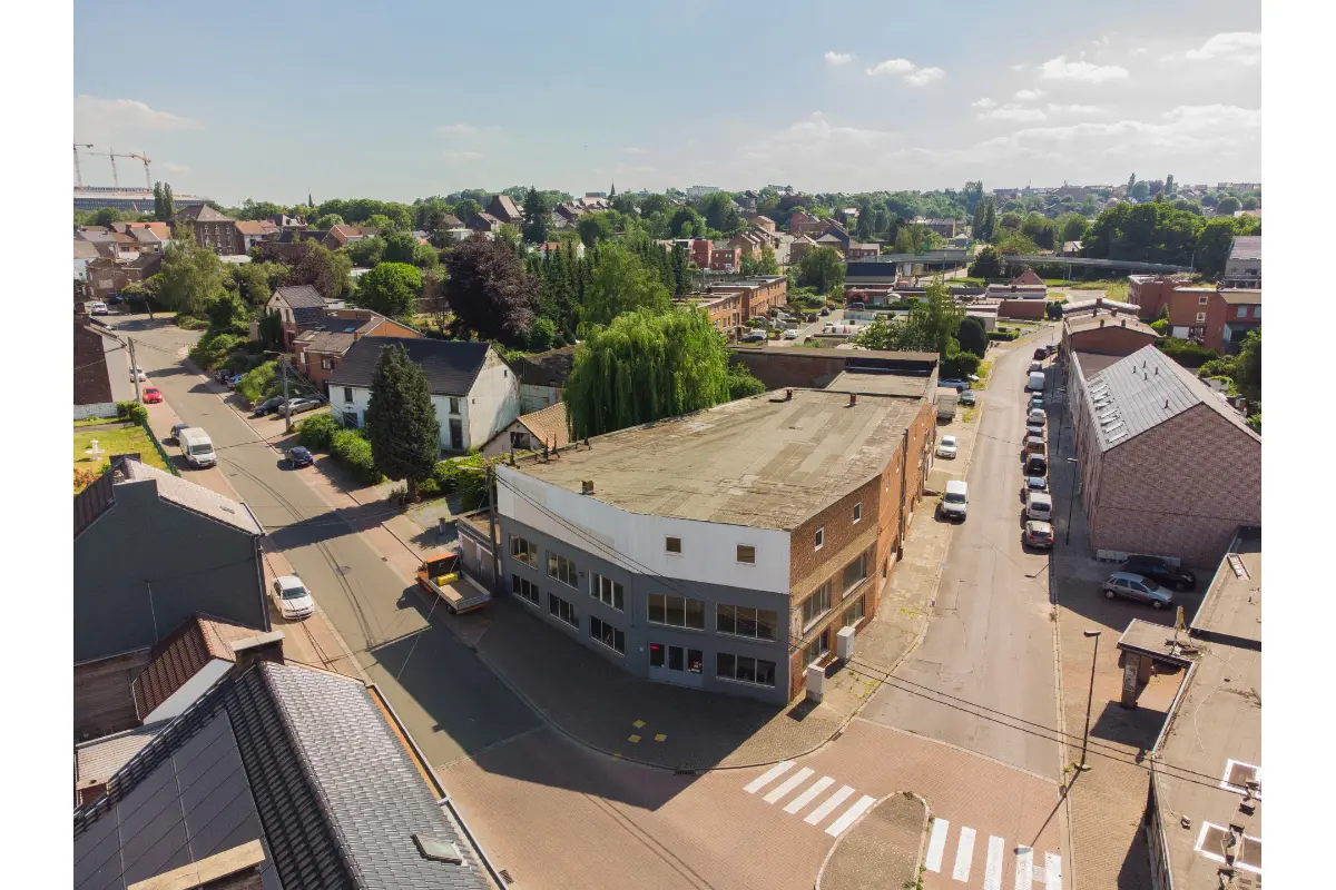 Appartementsgebouw te  koop in Gilly 6060 475000.00€ 4 slaapkamers 2567.00m² - Zoekertje 656919