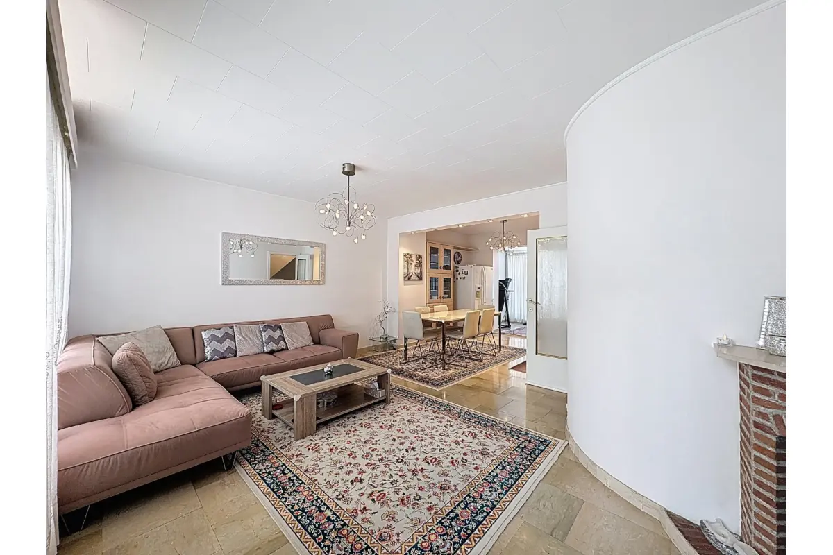 Maison à vendre à Berchem-Sainte-Agathe 1082 475000.00€ 3 chambres 197.00m² - annonce 656740