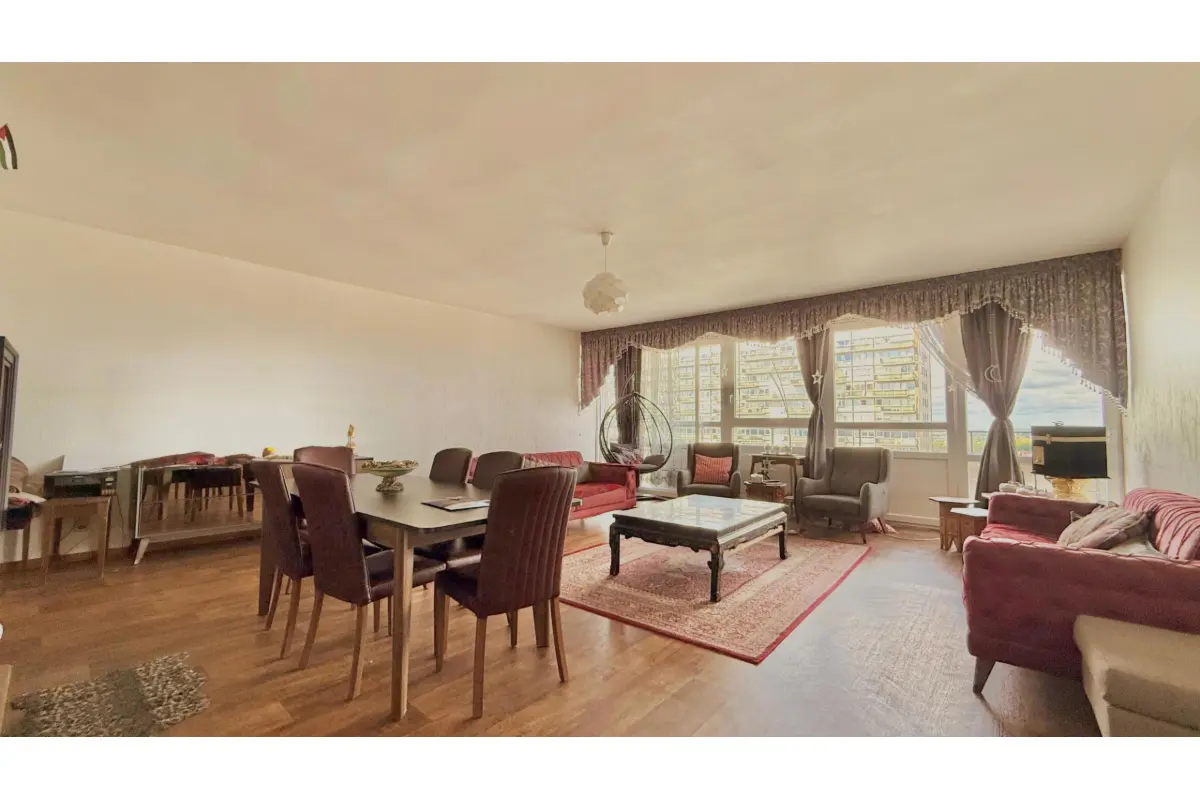 Appartement à vendre à Molenbeek-Saint-Jean 1080 300000.00€ 5 chambres 142.00m² - annonce 656720