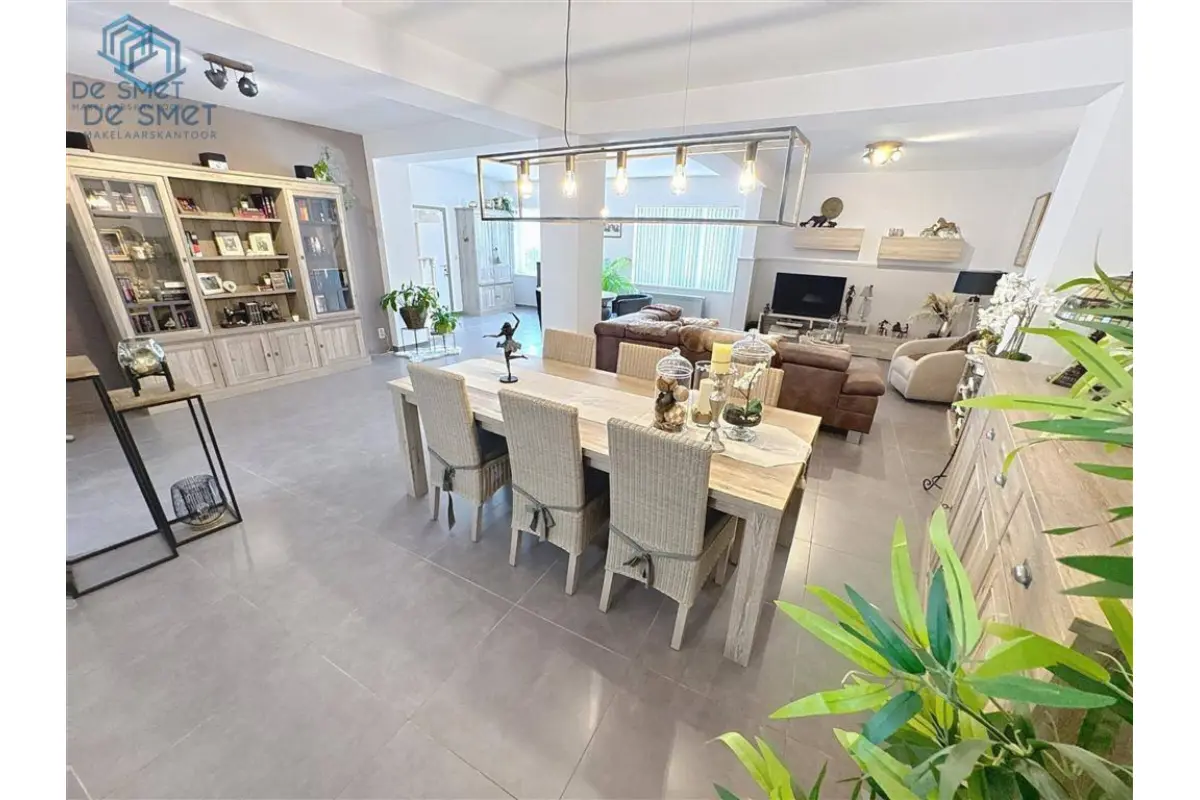 Appartement te  koop in Geraardsbergen 9500 259000.00€ 2 slaapkamers 143.00m² - Zoekertje 656795