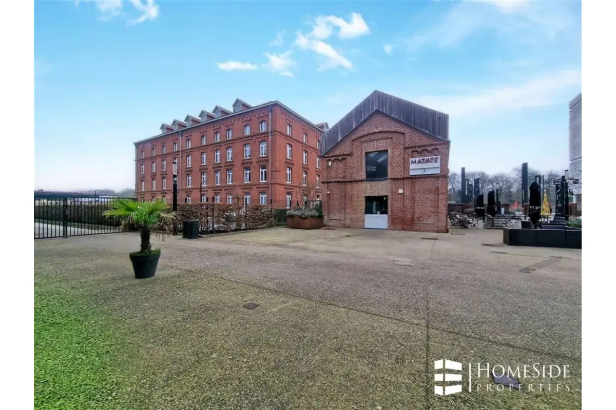 Appartement à louer à Schaerbeek 1030 1300.00€ 2 chambres 110.00m² - annonce 657049