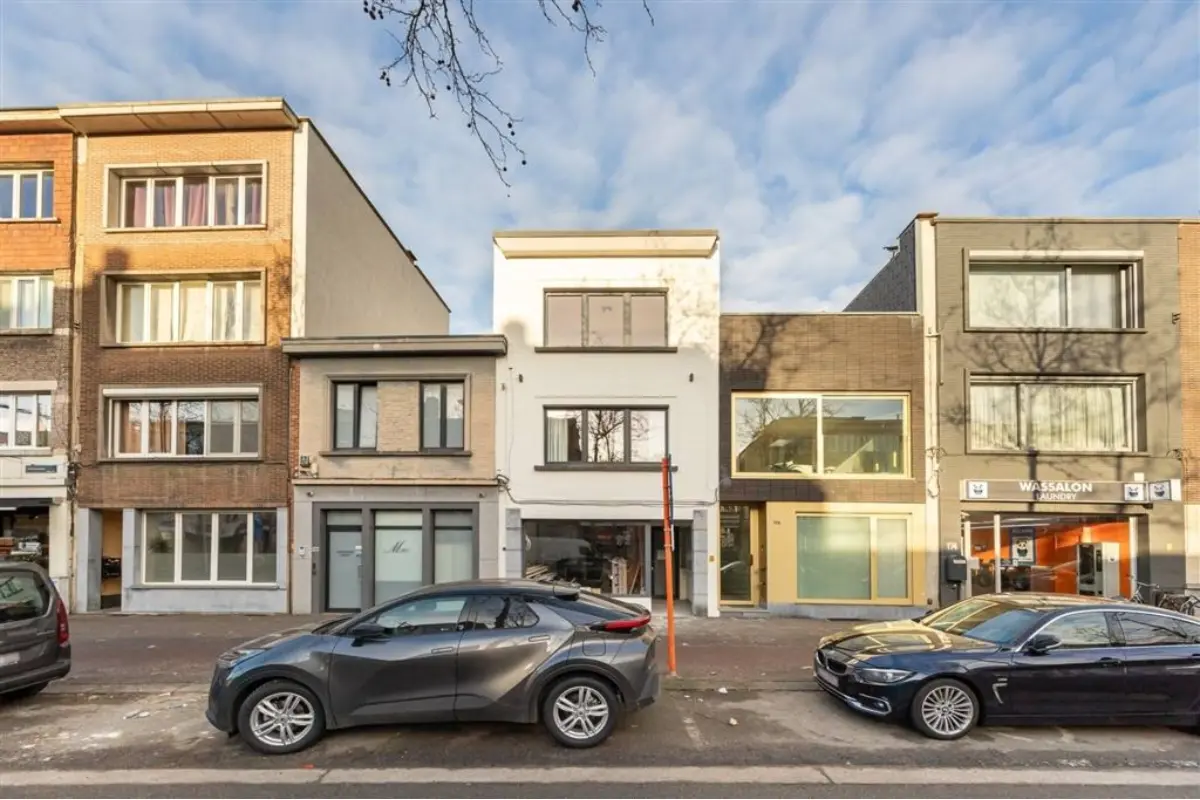 Appartement te  koop in Mortsel 2640 239000.00€ 2 slaapkamers 70.00m² - Zoekertje 657074