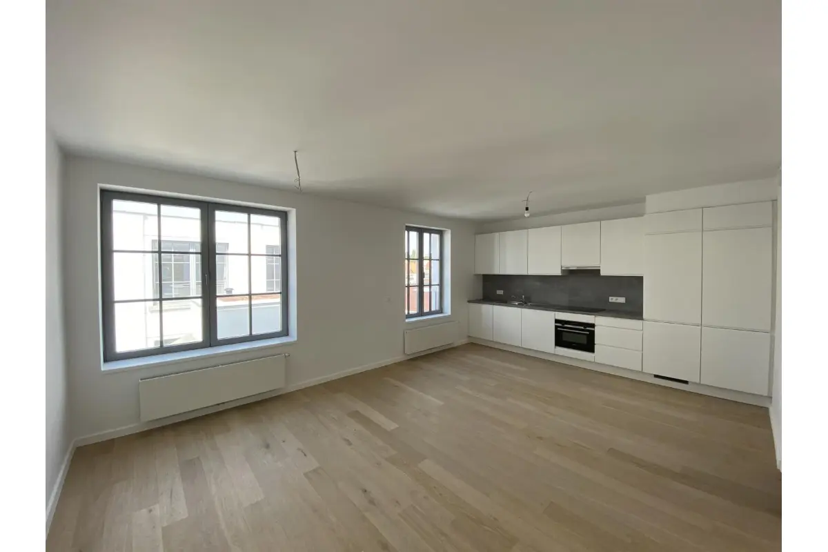 Appartement te  huur in Elsene 1050 1350.00€ 1 slaapkamers 66.00m² - Zoekertje 658344