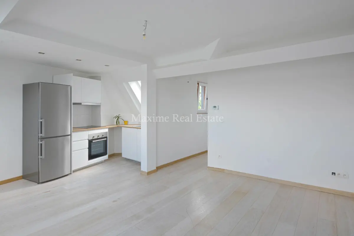 Appartement te  huur in Elsene 1050 890.00€ 1 slaapkamers 45.00m² - Zoekertje 658361