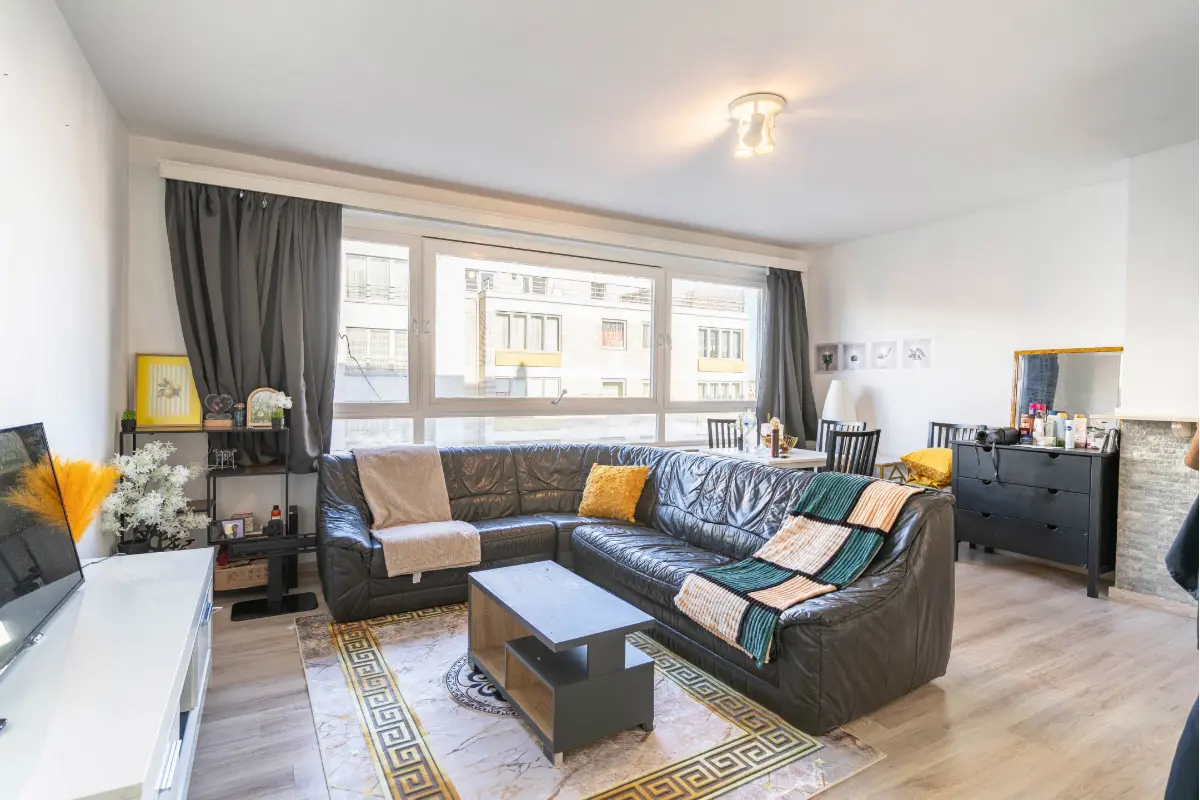 Studio à  à Molenbeek-Saint-Jean 1080 130000.00€ 0 chambres 50.00m² - annonce 657793