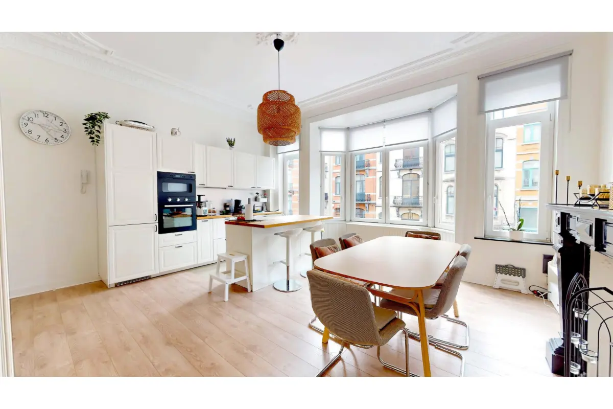 Appartement te  huur in Schaarbeek 1030 1200.00€ 1 slaapkamers 70.00m² - Zoekertje 658398