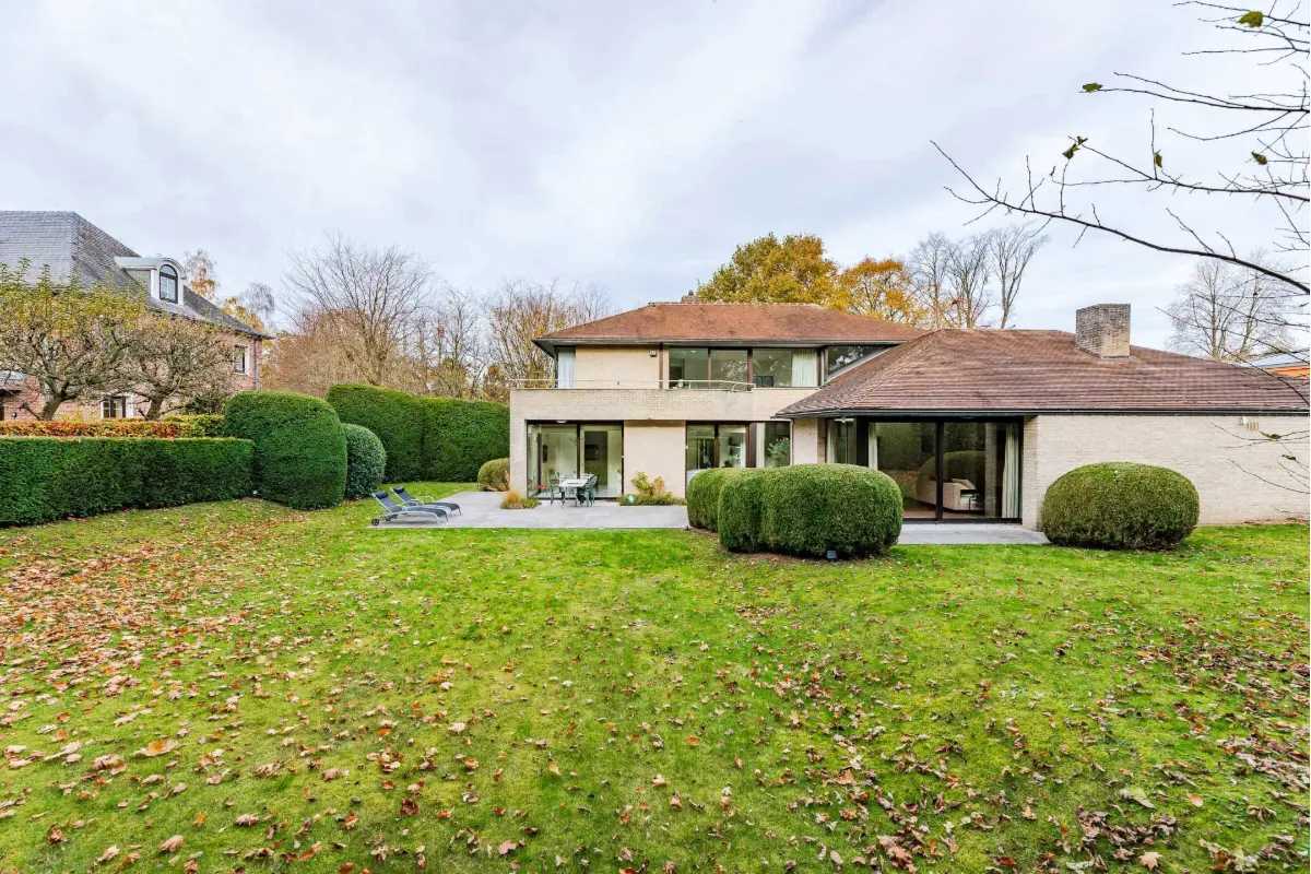 Huis te  koop in Ukkel 1180 2450000.00€ 5 slaapkamers 550.00m² - Zoekertje 658464