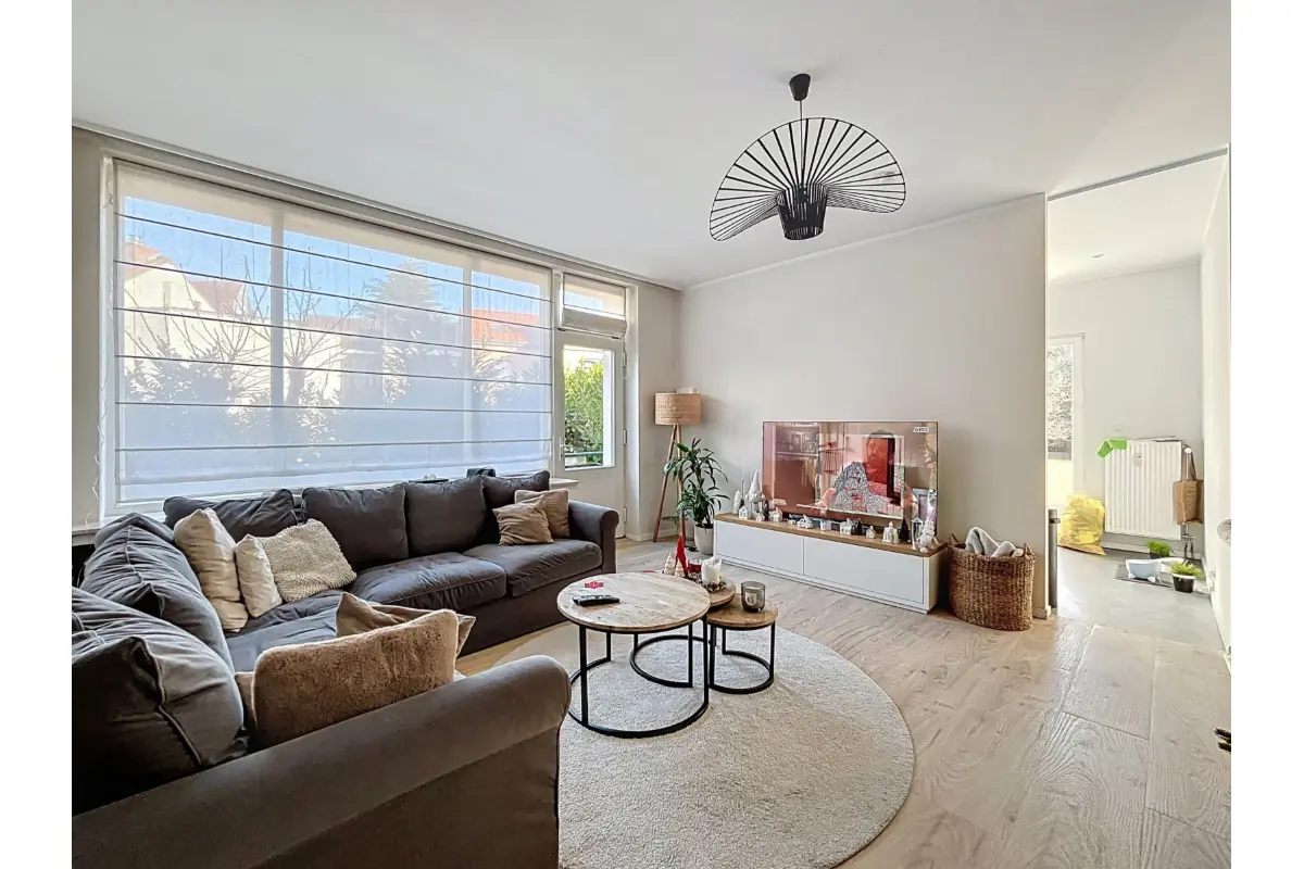 Appartement te  huur in Ukkel 1180 1150.00€ 1 slaapkamers 74.00m² - Zoekertje 657643