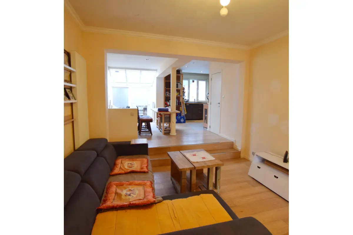 Duplex à vendre à Woluwe-Saint-Lambert 1200 595000.00€ 4 chambres 145.00m² - annonce 657564