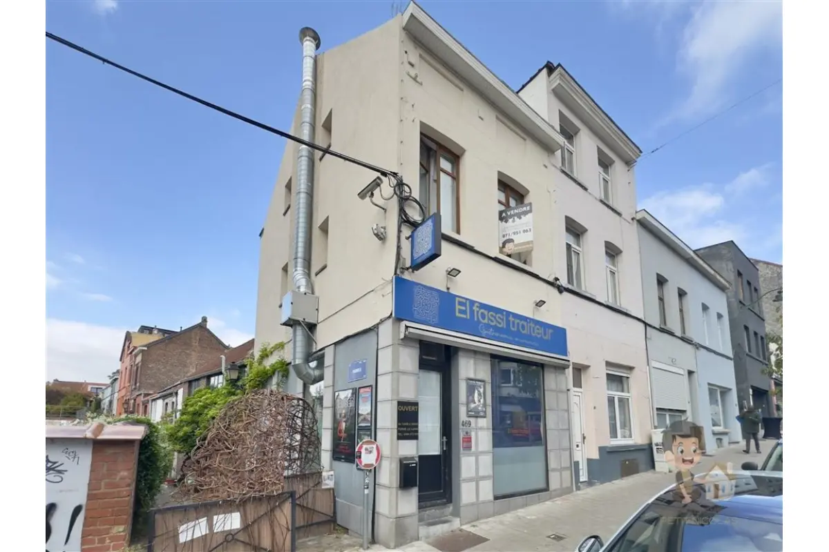 Immeuble de rapport - Immeuble à appartement à vendre à Uccle 1180 450000.00€ 3 chambres 109.00m² - annonce 658290