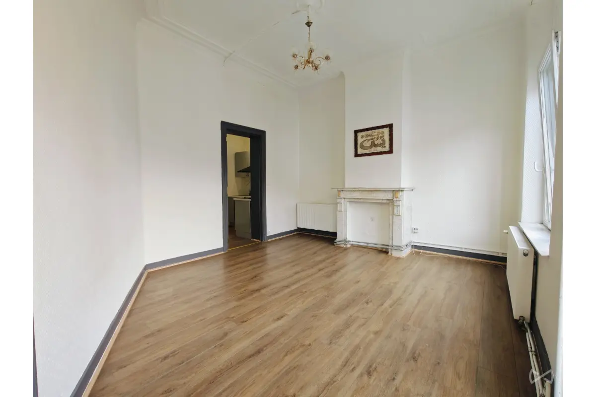 Appartement à  à Molenbeek-Saint-Jean 1080 175000.00€ 1 chambres 60.00m² - annonce 657715