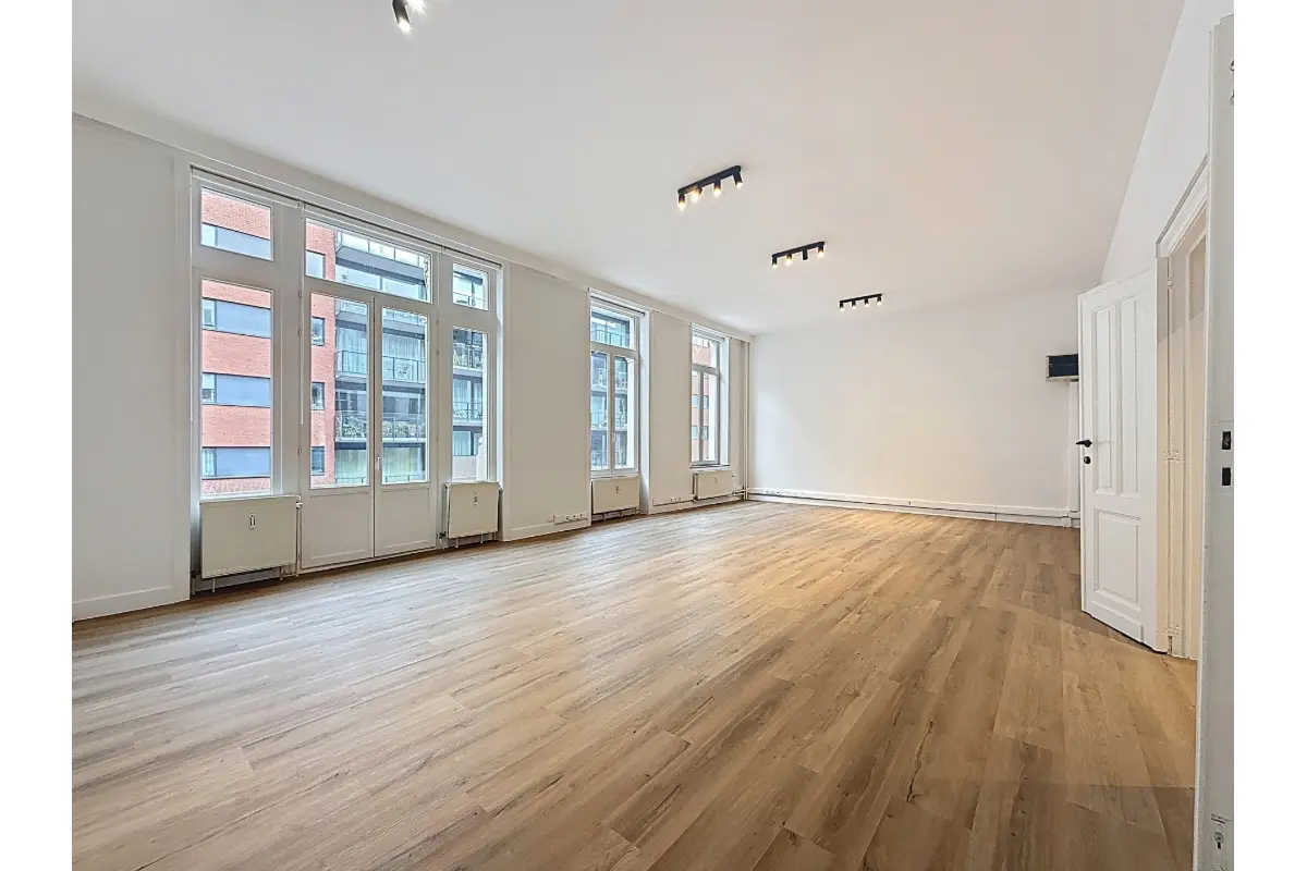 Handelszaak te  huur in Brussel 1000 10840.00€  slaapkamers 650.00m² - Zoekertje 658029
