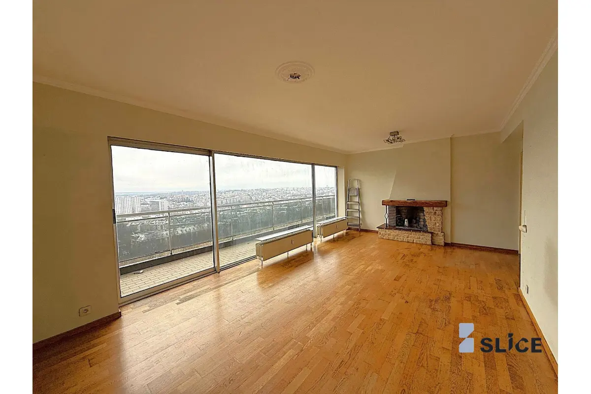 Appartement te  koop in Sint-Lambrechts-Woluwe 1200 245000.00€ 2 slaapkamers 73.00m² - Zoekertje 658333