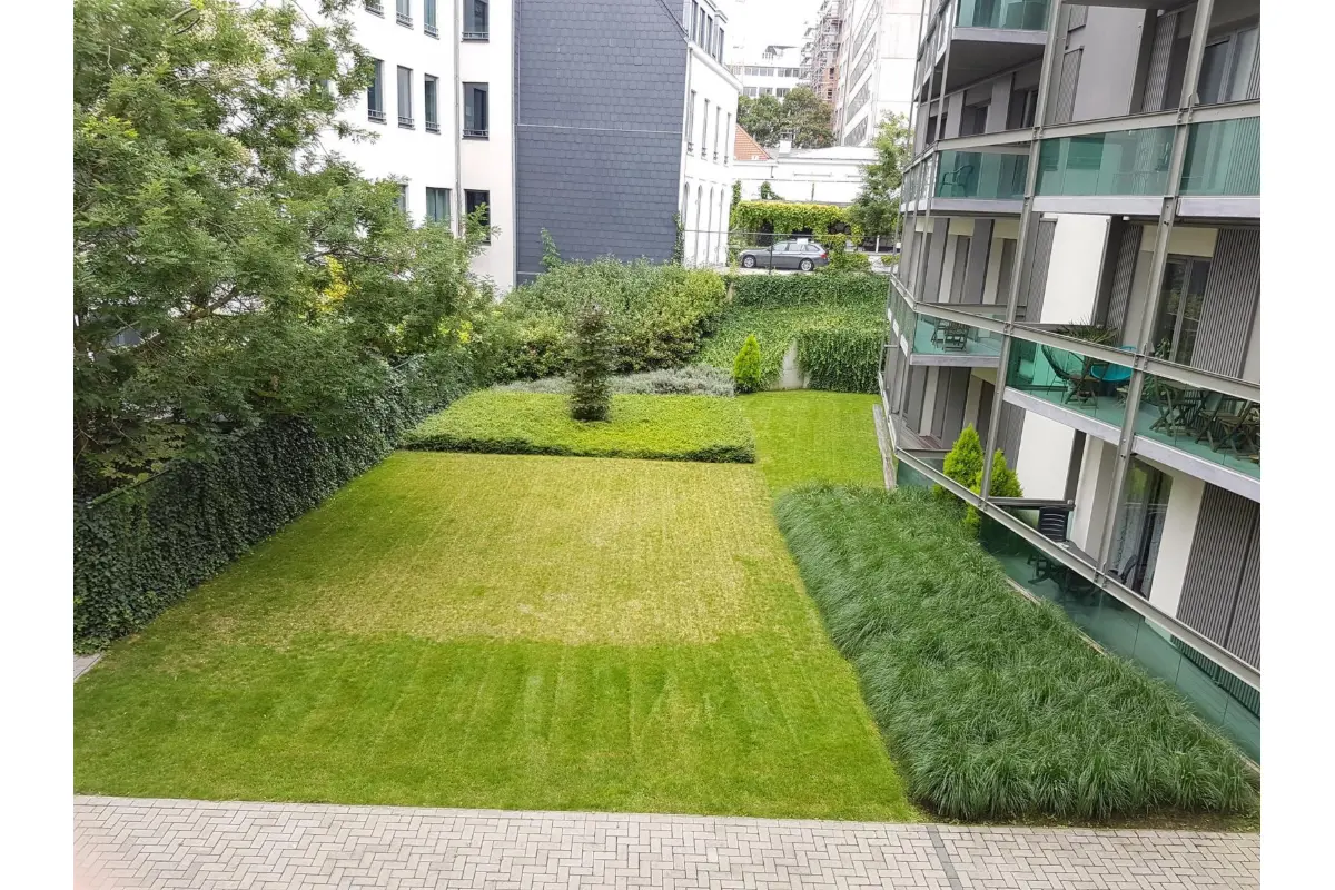 Parking te  huur in Brussel 1000 145.00€  slaapkamers m² - Zoekertje 657464