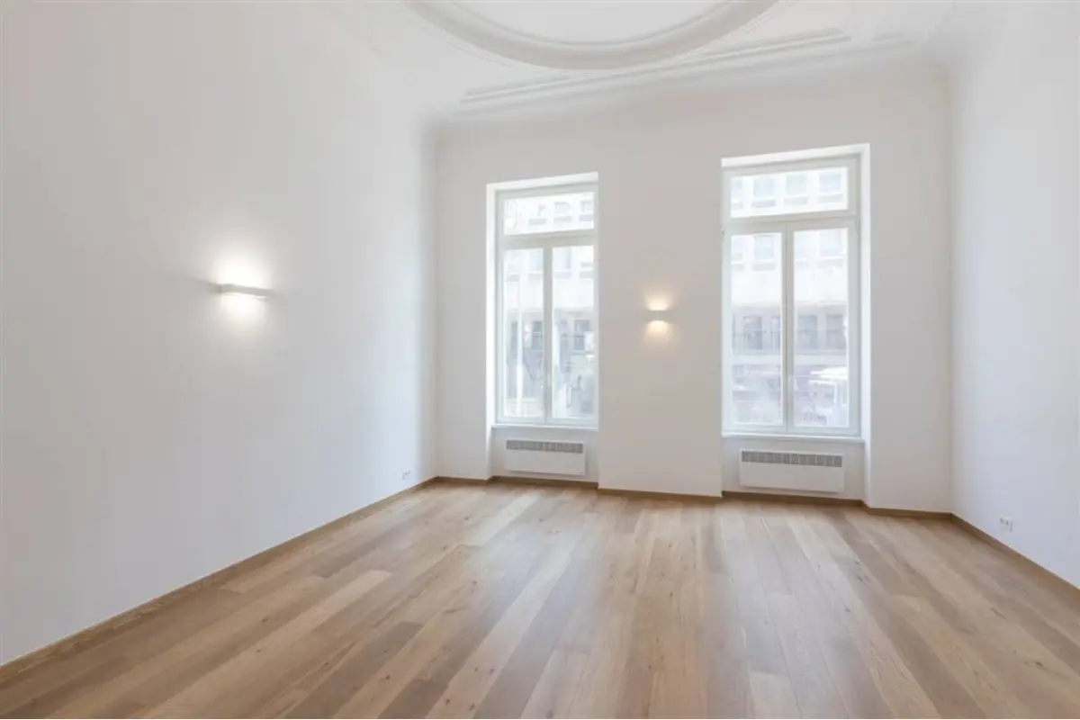 Handelszaak te  huur in Sint-Gillis 1060 1460.00€  slaapkamers 100.00m² - Zoekertje 659087