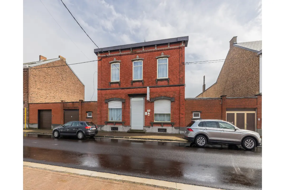 Parking & garage te  koop in Wanfercée-Baulet 6224 79000.00€  slaapkamers m² - Zoekertje 659710