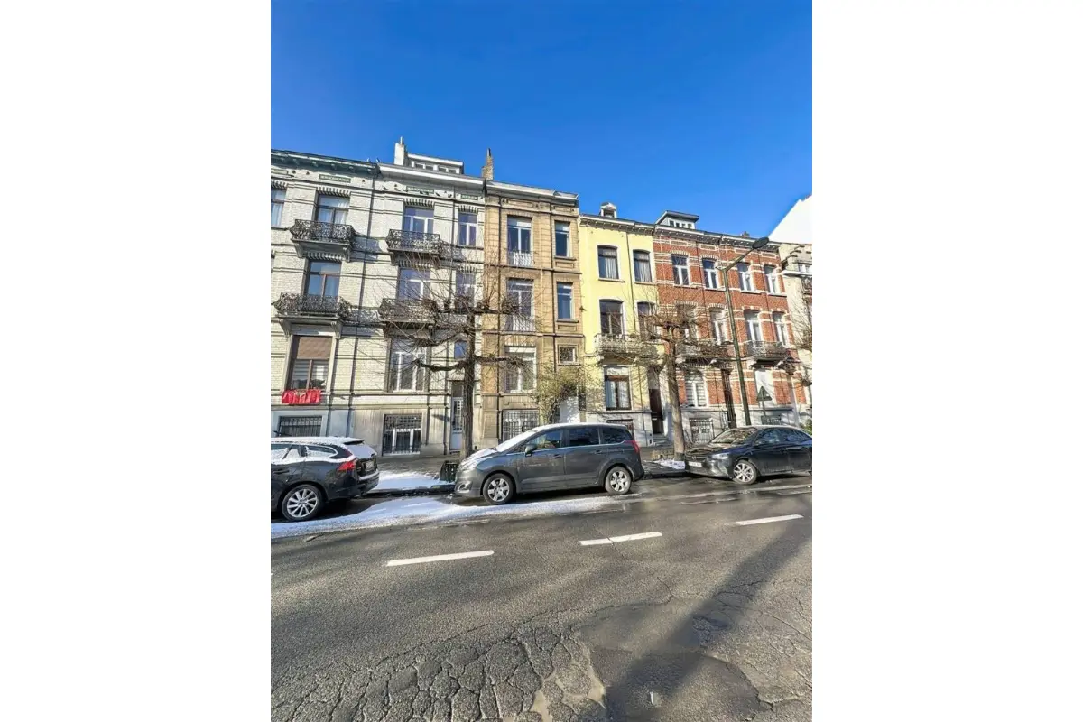 Maison à vendre à Laeken 1020 444000.00€ 6 chambres 180.00m² - annonce 659018