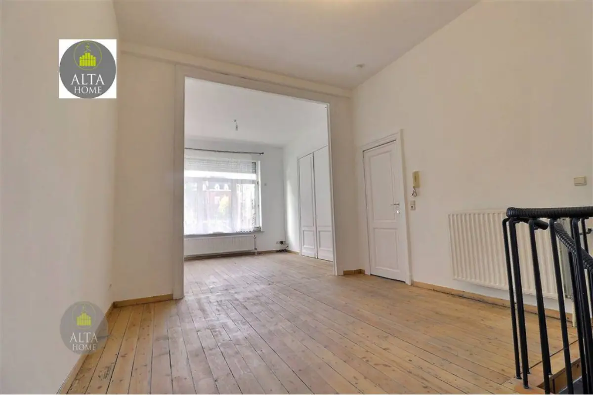 Appartement te  koop in Etterbeek 1040 259000.00€ 1 slaapkamers 90.00m² - Zoekertje 658979
