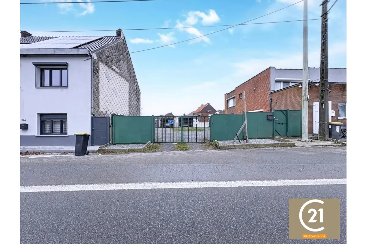 Terrain à vendre à Naast 7062 100000.00€  chambres m² - annonce 659202