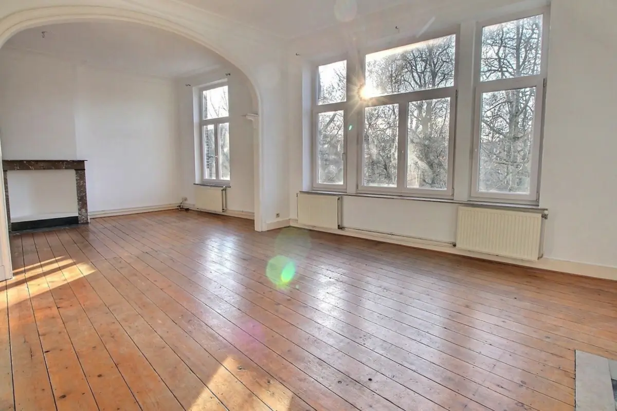 Duplex te  huur in Schaarbeek 1030 2150.00€ 5 slaapkamers 210.00m² - Zoekertje 659021