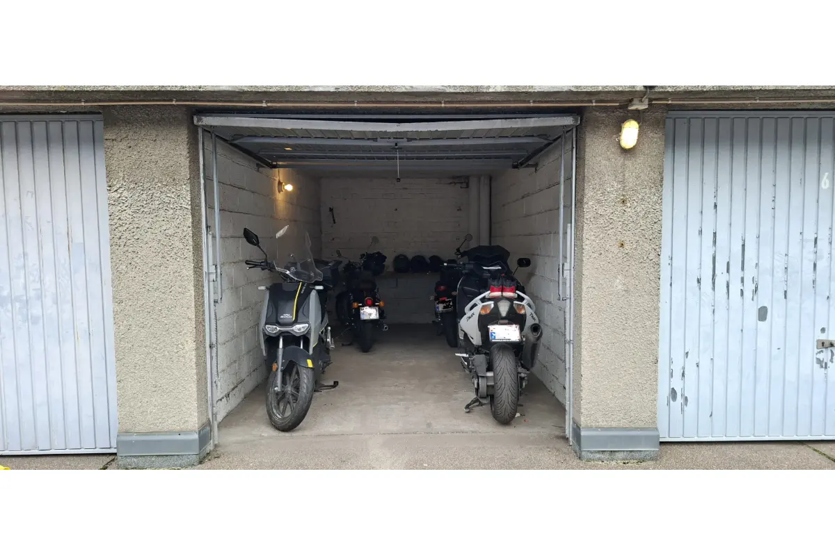 Parking / garage à vendre à Forest 1190 35000.00€  chambres m² - annonce 659508