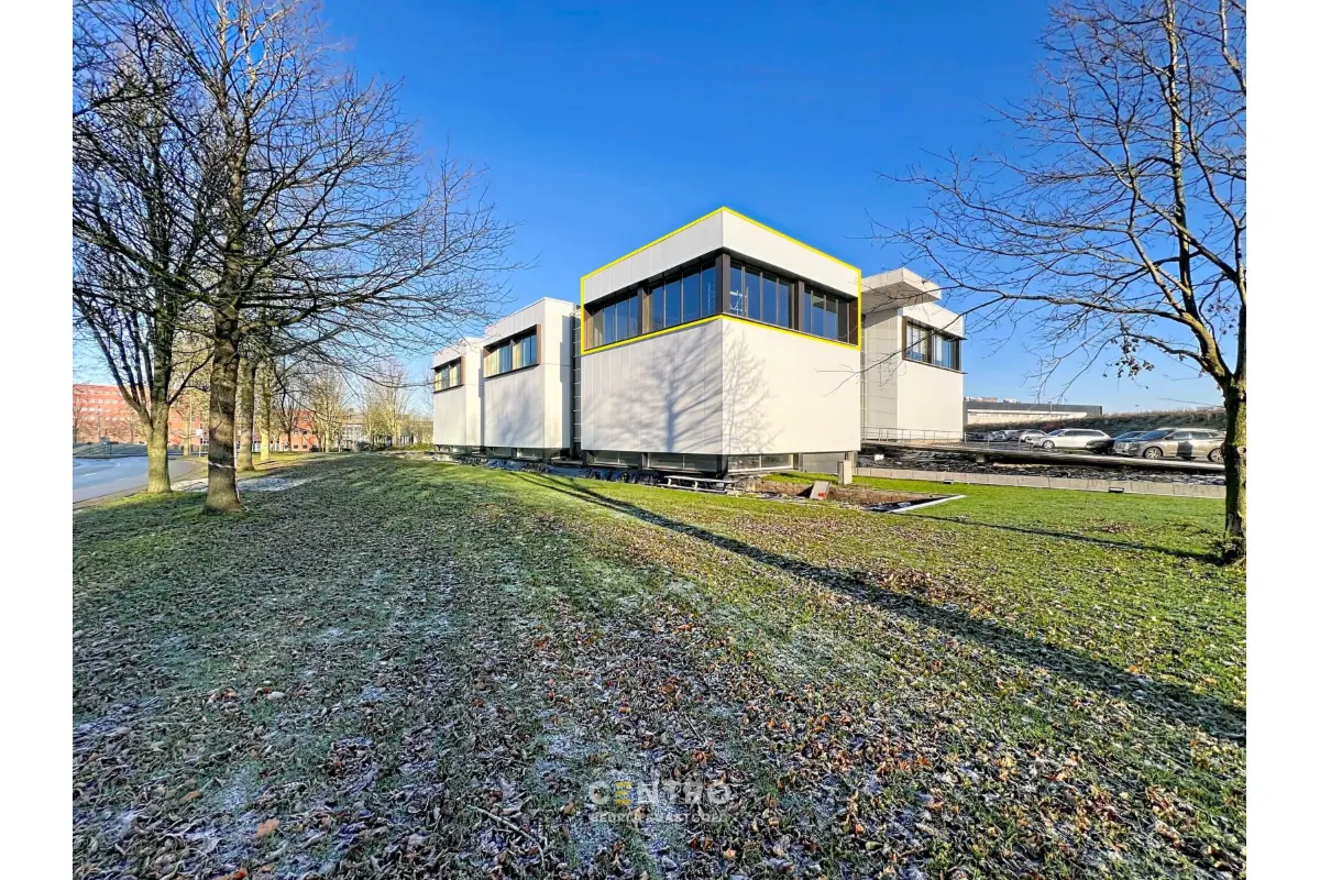 Handelszaak te  huur in Ieper 8900 0.00€  slaapkamers 167.35m² - Zoekertje 658969