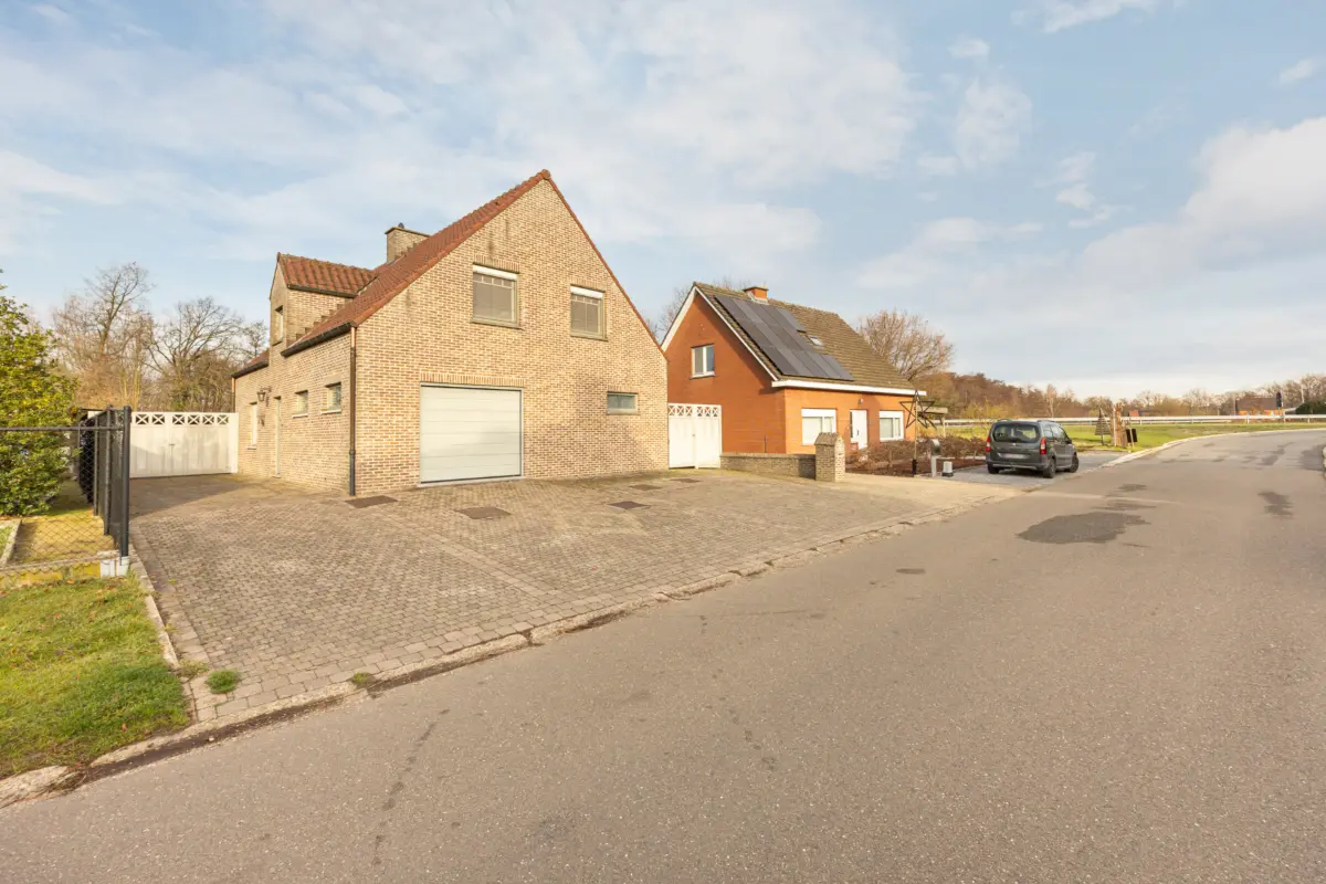 Maison à vendre à Kuringen 3511 399000.00€ 3 chambres 282.00m² - annonce 659927